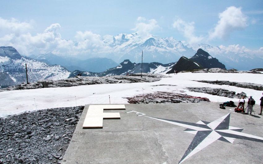 Ce ne sont que des hypothèses , Julia Maier, Arthur Poisson et Nicolas Koch au Centre d'Art de Flaine